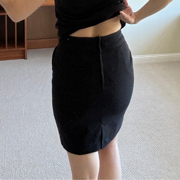H&M Black pencil skirt with pockets - Picture 5 of 11